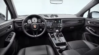 2026 Porsche Macan - Image 25 of 30