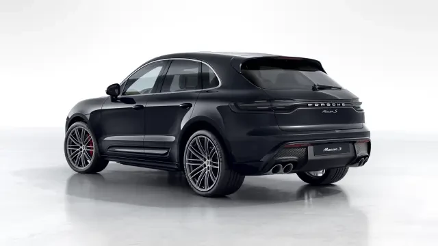 2026 Porsche Macan - Image 22 of 30