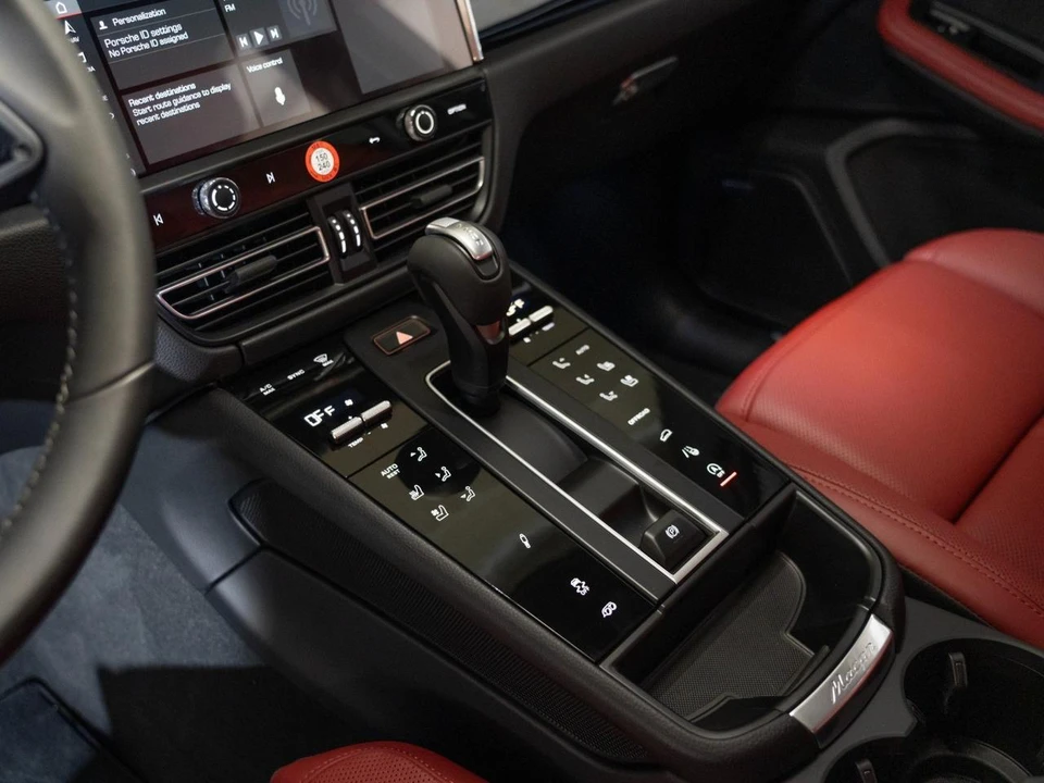 2026 Porsche Macan S - Image 22 of 29