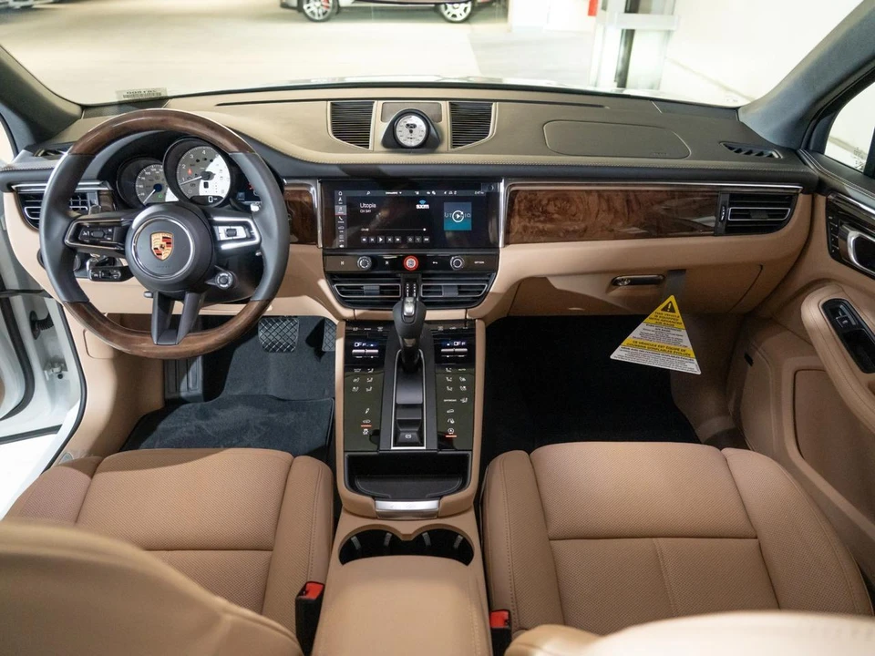 2026 Porsche Macan S - Image 25 of 28