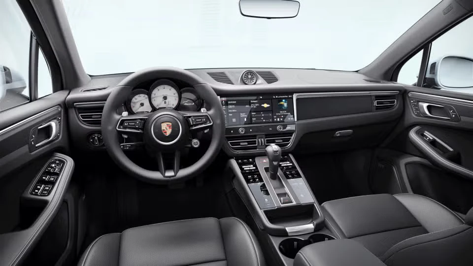 2026 Porsche Macan S - Image 27 of 30
