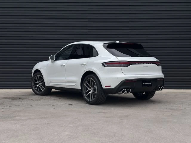 2026 Porsche Macan - Image 3 of 28