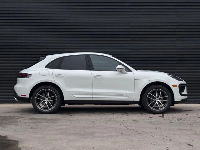 2026 Porsche Macan - Image 8 of 28