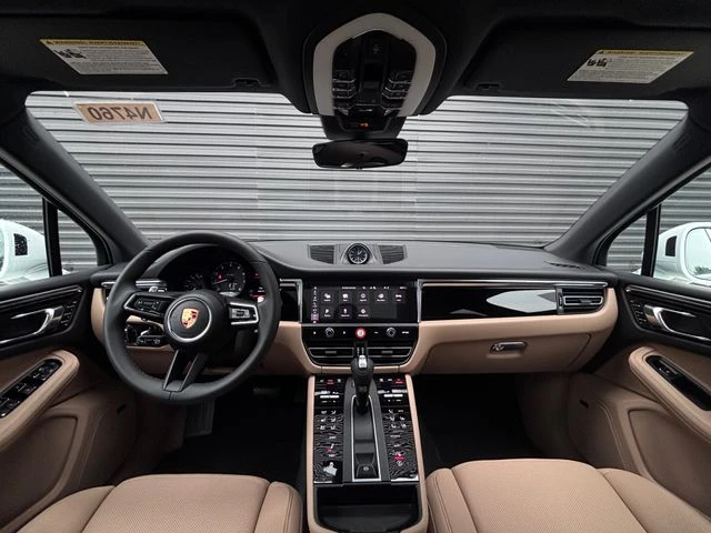 2026 Porsche Macan - Image 13 of 28