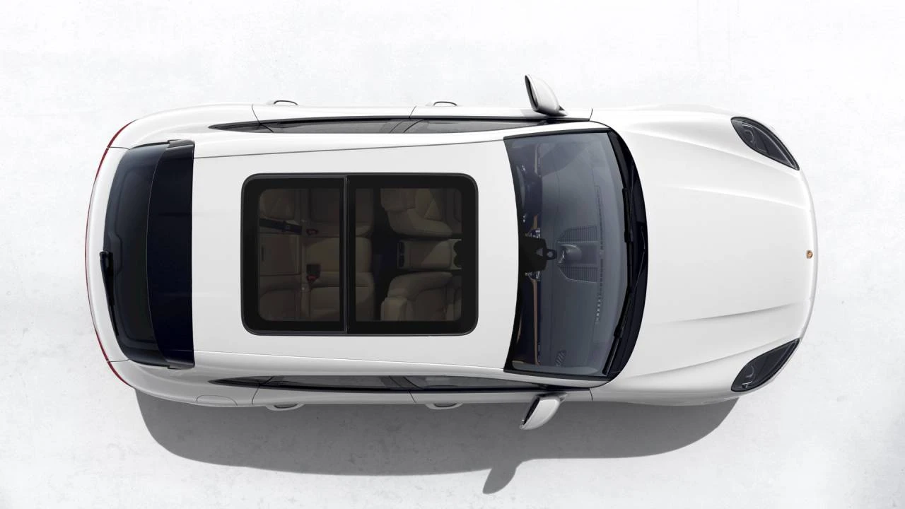 2026 Porsche Macan - Image 5 of 10