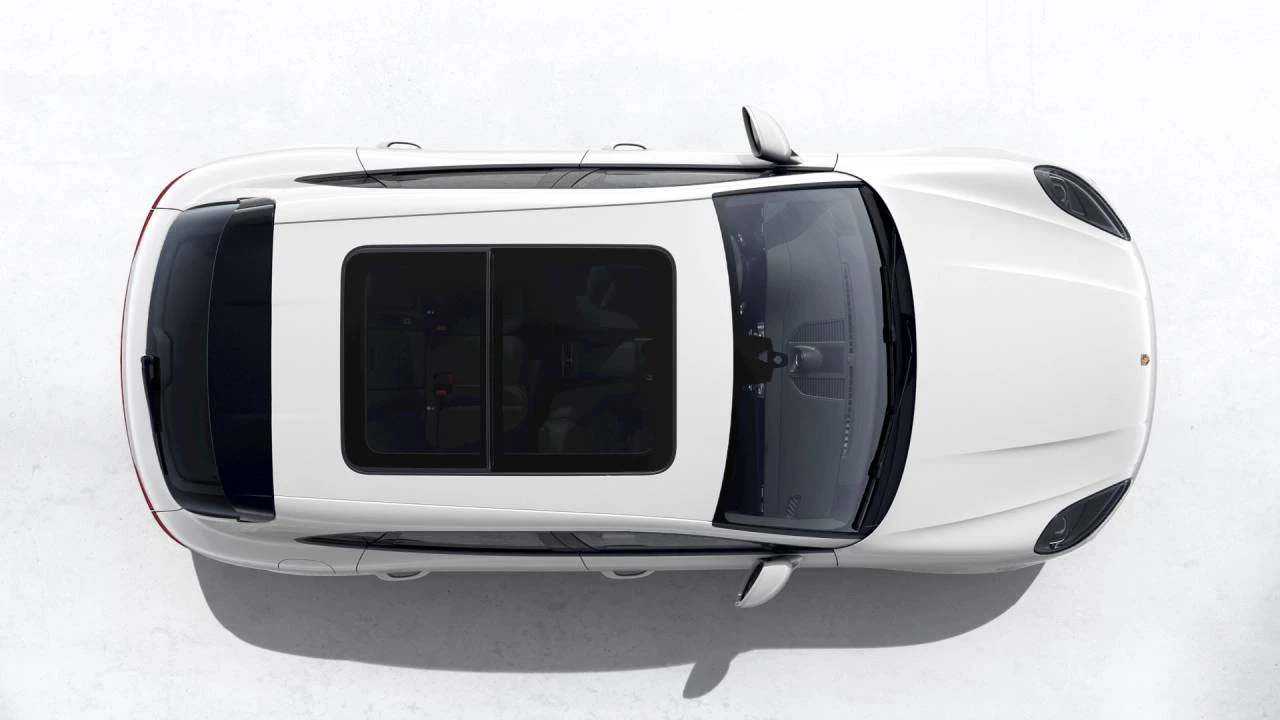 2026 Porsche Macan - Image 5 of 10
