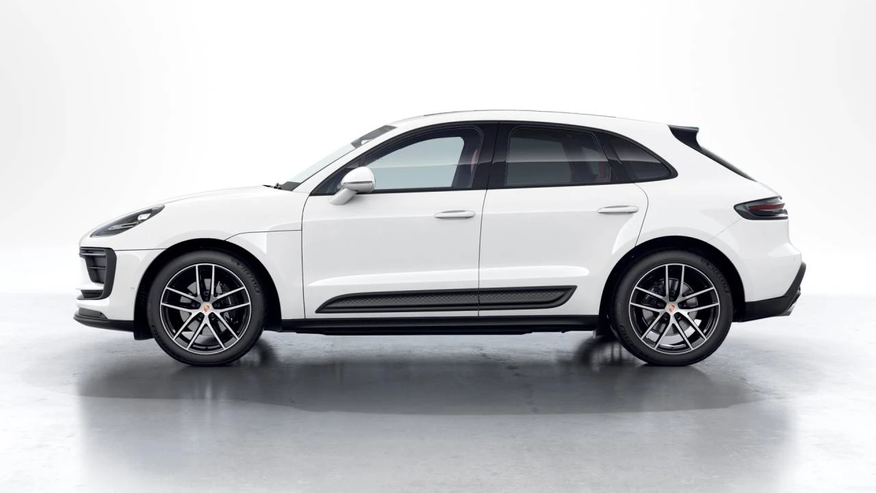 2026 Porsche Macan - Image 2 of 10