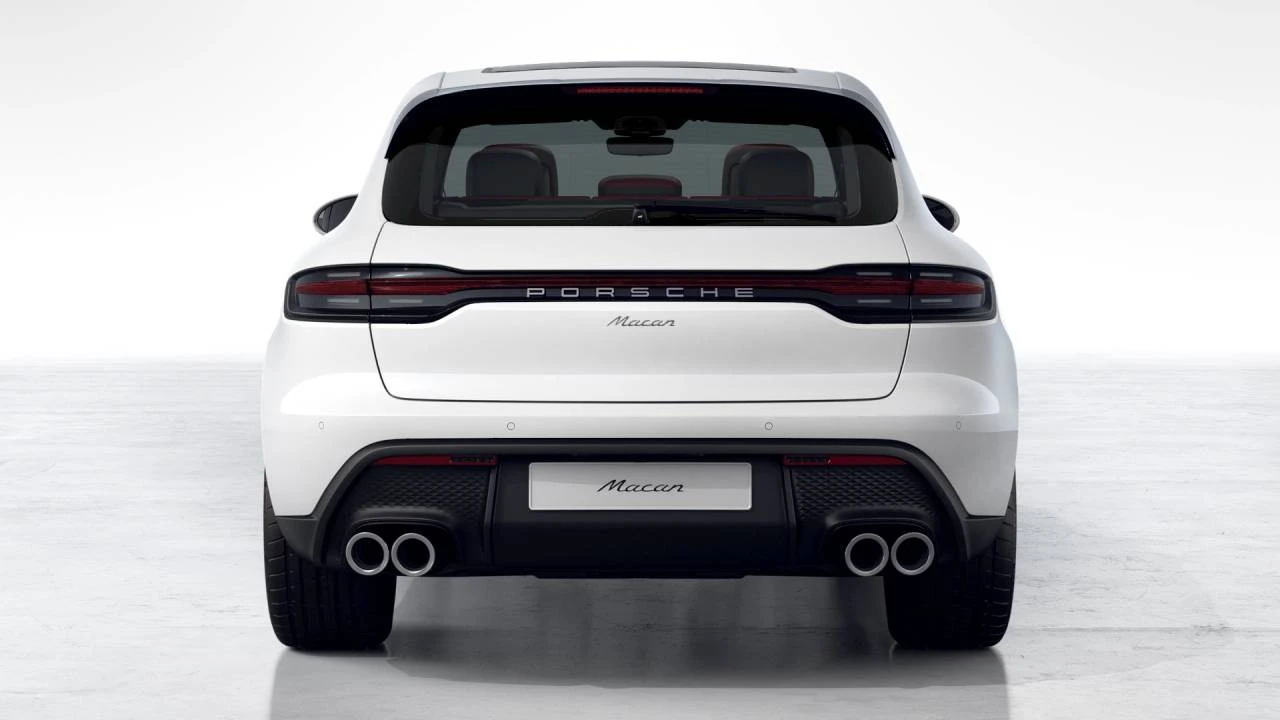 2026 Porsche Macan - Image 7 of 10