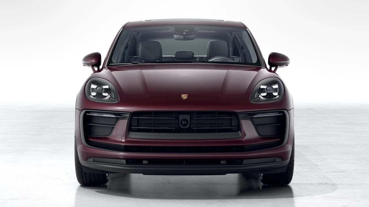 2026 Porsche Macan Electric - Image 8 of 10