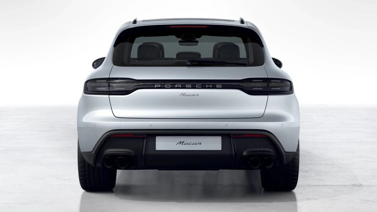 2026 Porsche Macan - Image 7 of 10