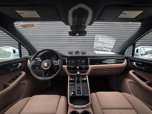 2026 Porsche Macan - Image 13 of 27