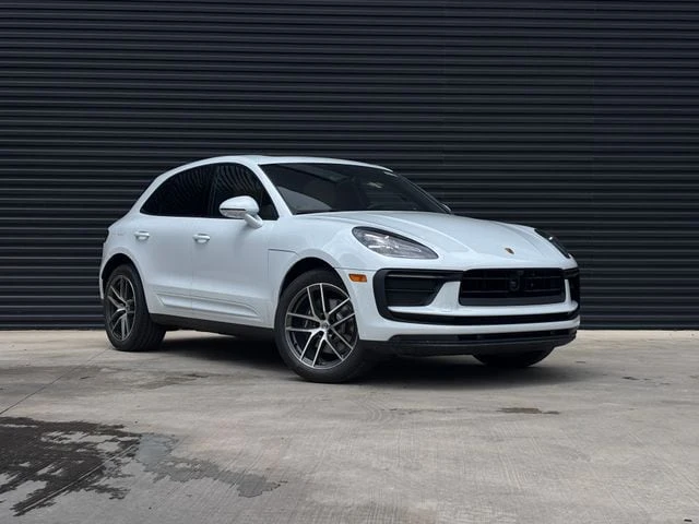 2026 Porsche Macan - Image 9 of 27