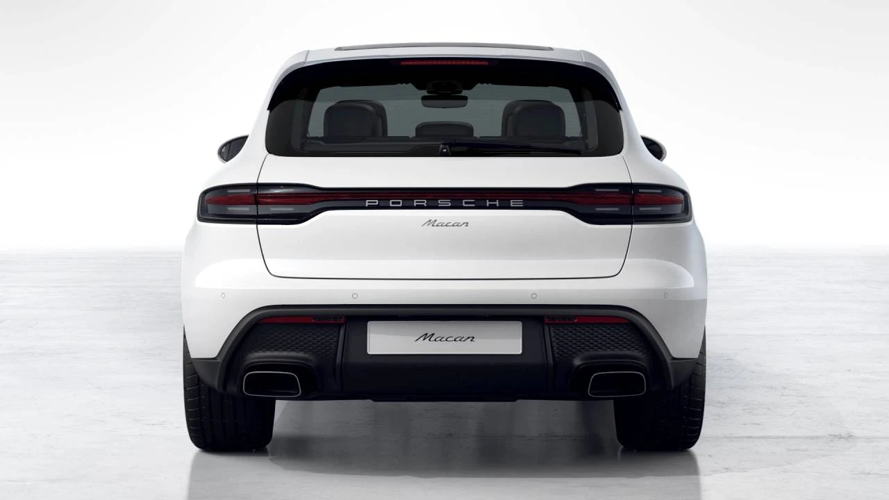 2026 Porsche Macan - Image 7 of 10
