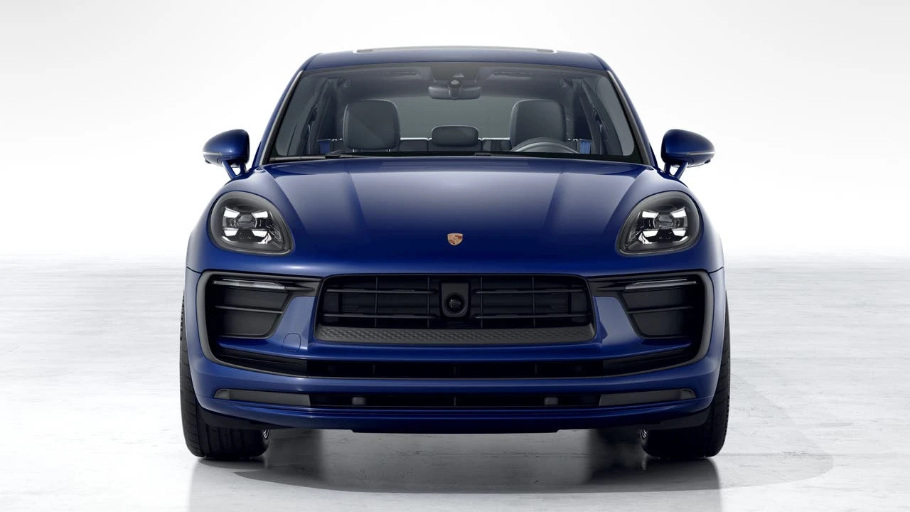 2026 Porsche Macan - Image 8 of 10