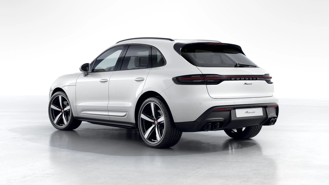 2026 Porsche Macan Electric - Image 3 of 10