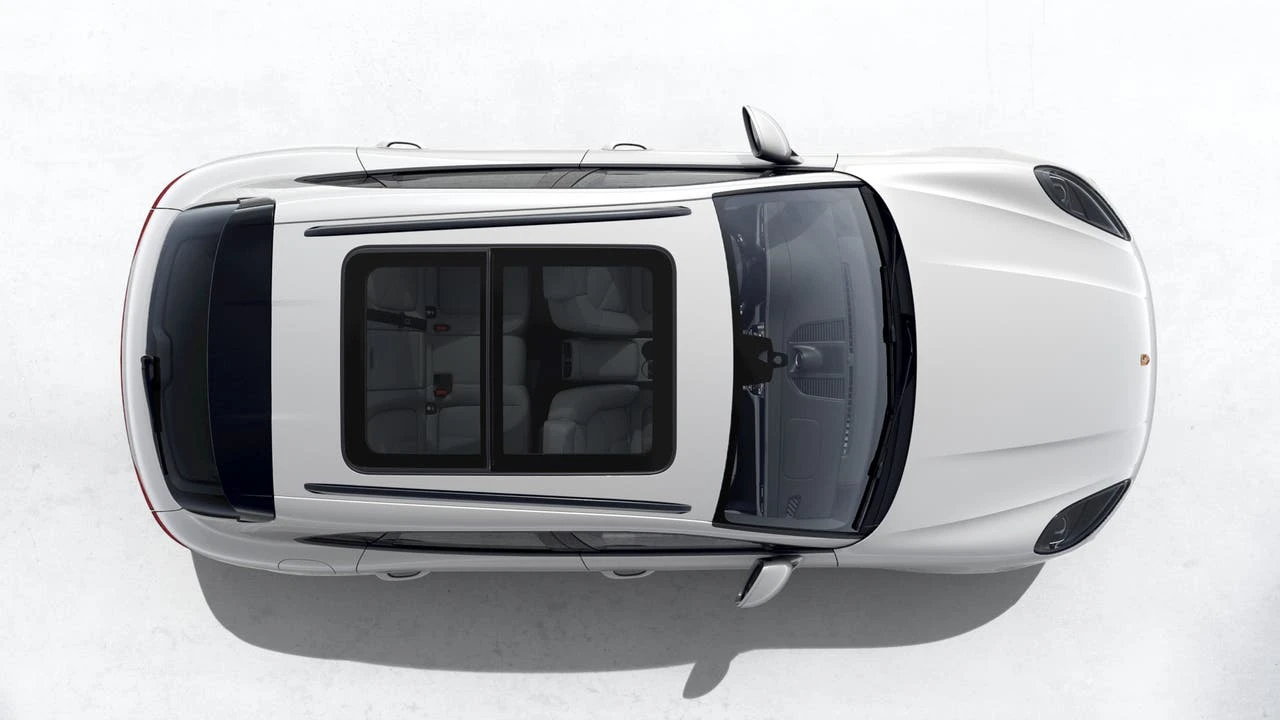 2026 Porsche Macan Electric - Image 5 of 10