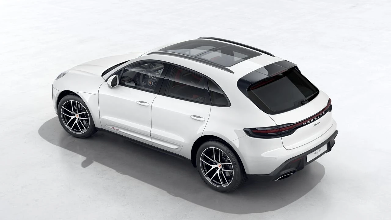 2026 Porsche Macan Electric - Image 4 of 10