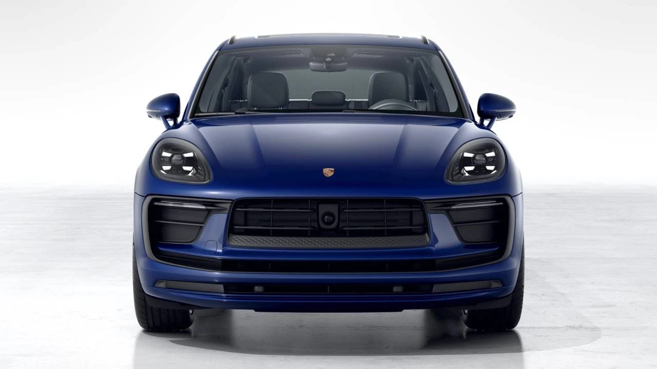 2026 Porsche Macan - Image 8 of 10