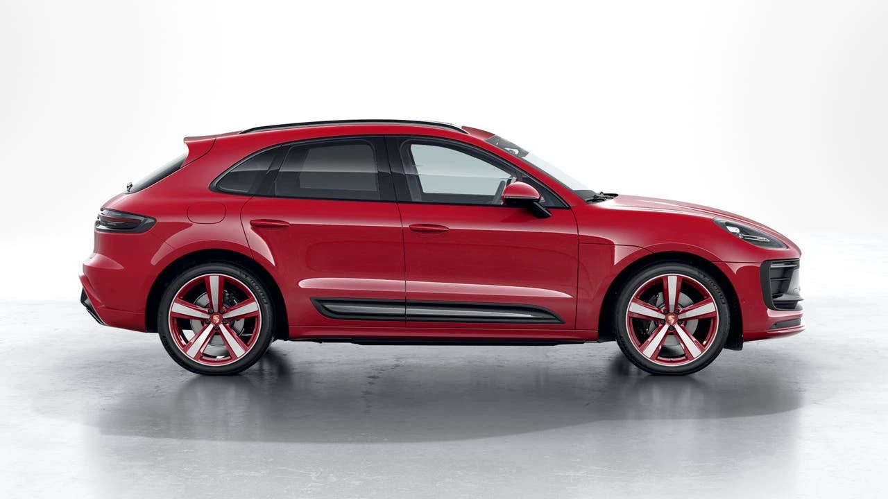 2026 Porsche Macan - Image 6 of 10