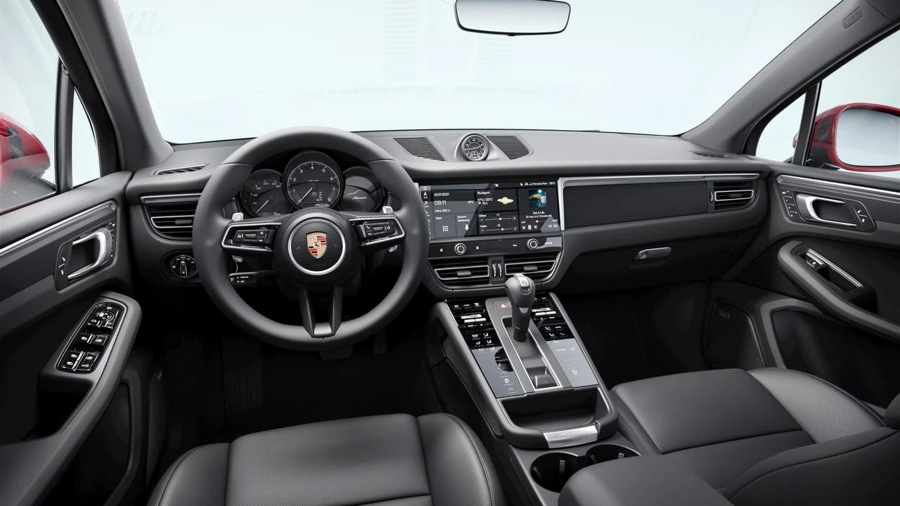 2026 Porsche Macan - Image 9 of 10