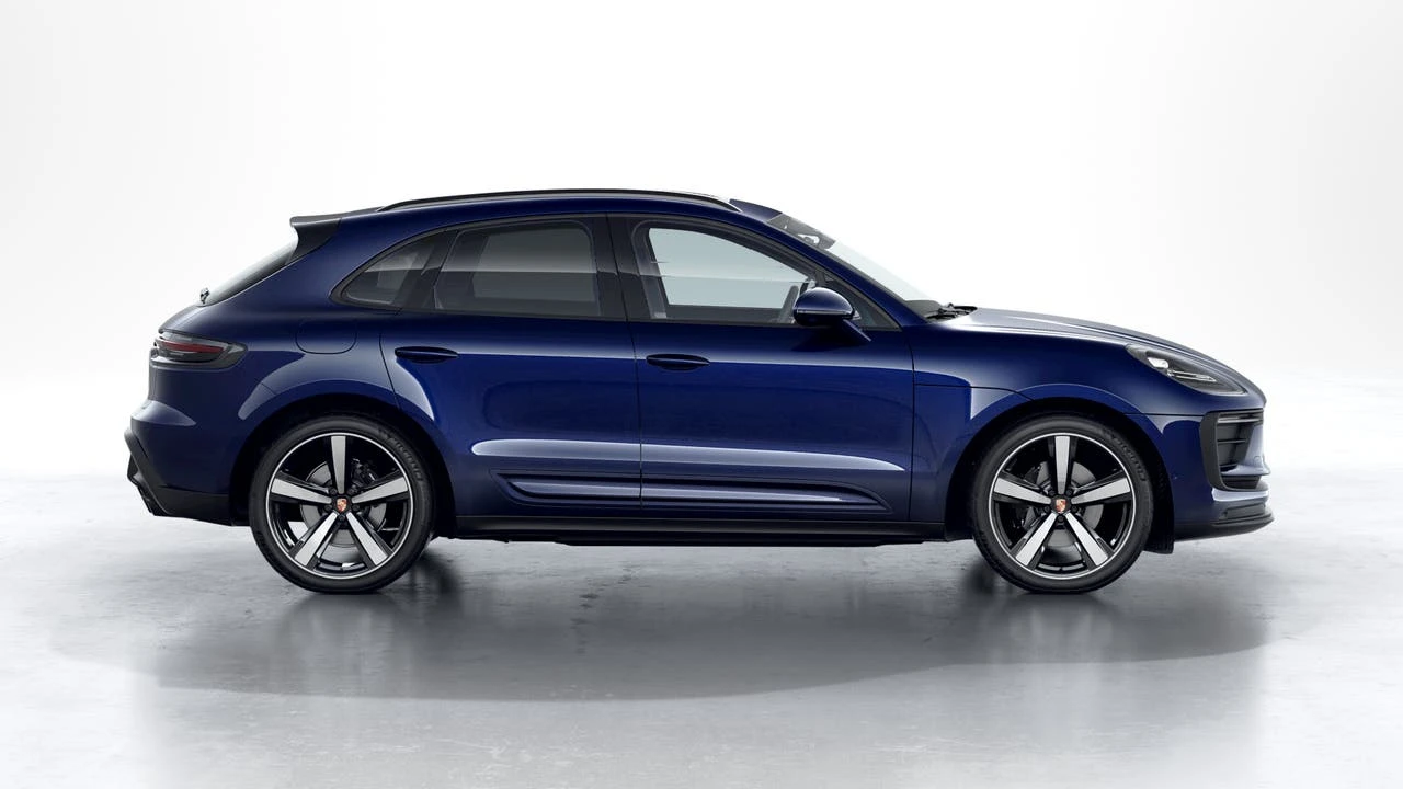 2026 Porsche Macan Electric - Image 6 of 10