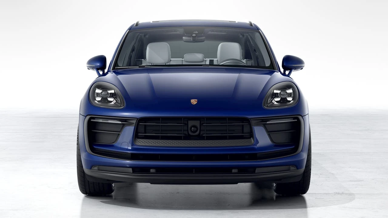 2026 Porsche Macan Electric - Image 8 of 10