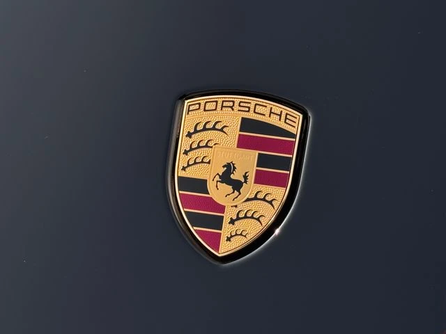 2026 Porsche Macan - Image 28 of 28