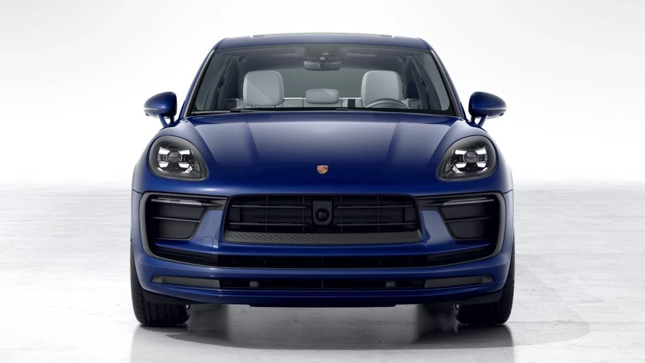 2026 Porsche Macan - Image 8 of 10