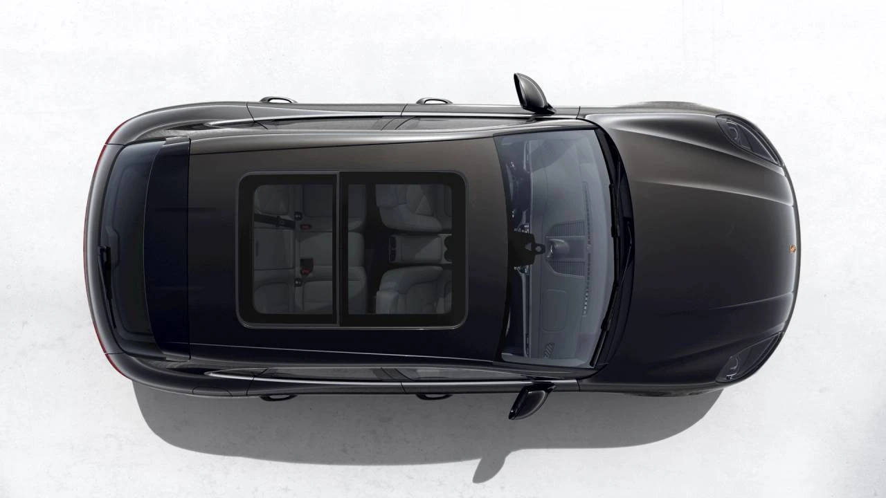 2026 Porsche Macan - Image 5 of 10