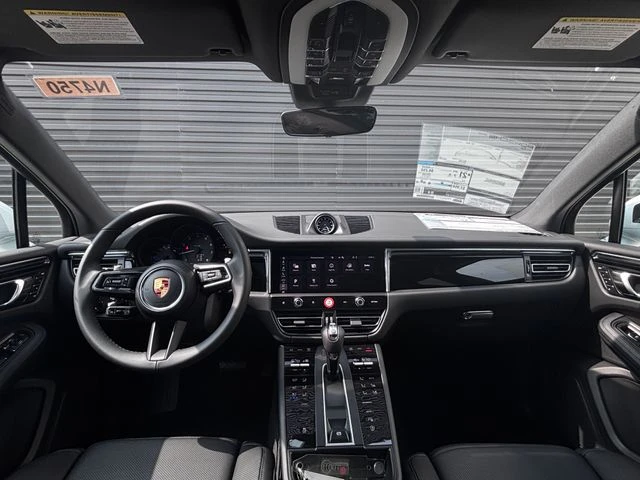 2026 Porsche Macan - Image 13 of 28