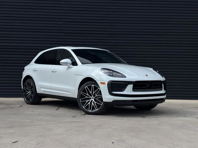 2026 Porsche Macan - Image 9 of 28