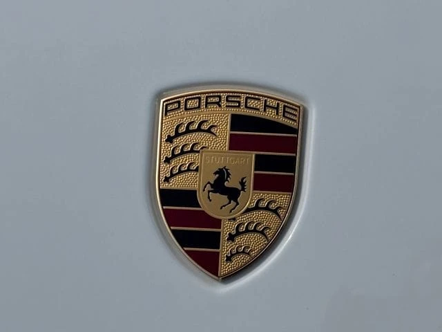 2026 Porsche Macan - Image 28 of 28
