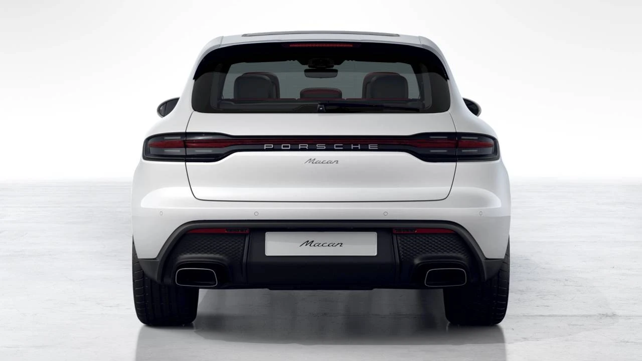 2026 Porsche Macan - Image 7 of 10
