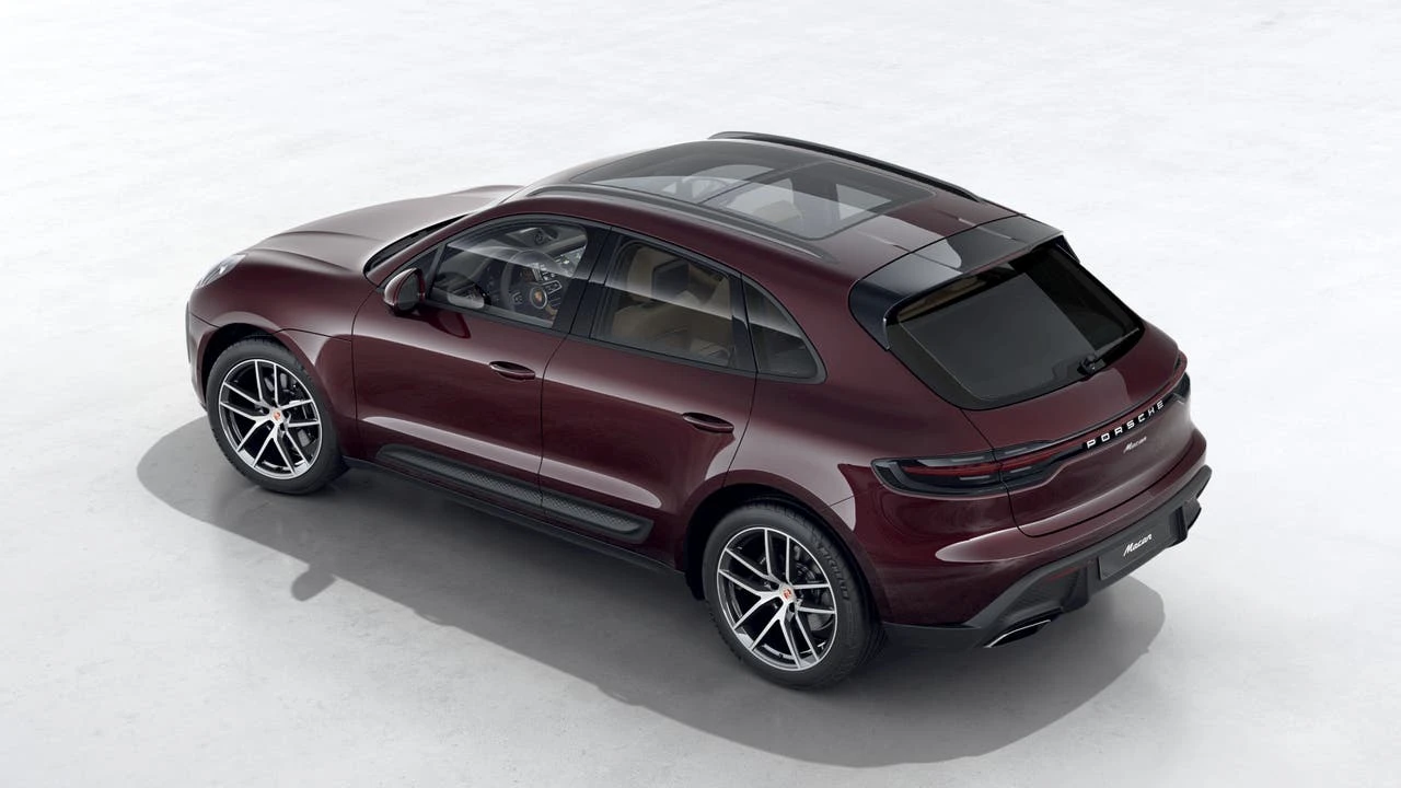 2026 Porsche Macan Electric - Image 4 of 10