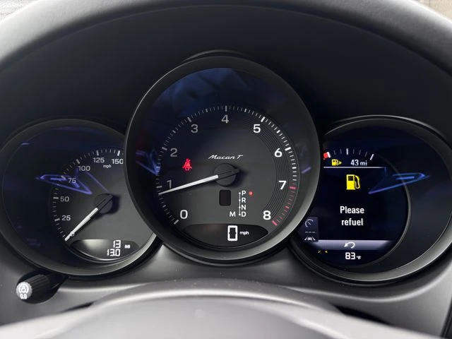 2026 Porsche Macan - Image 15 of 29