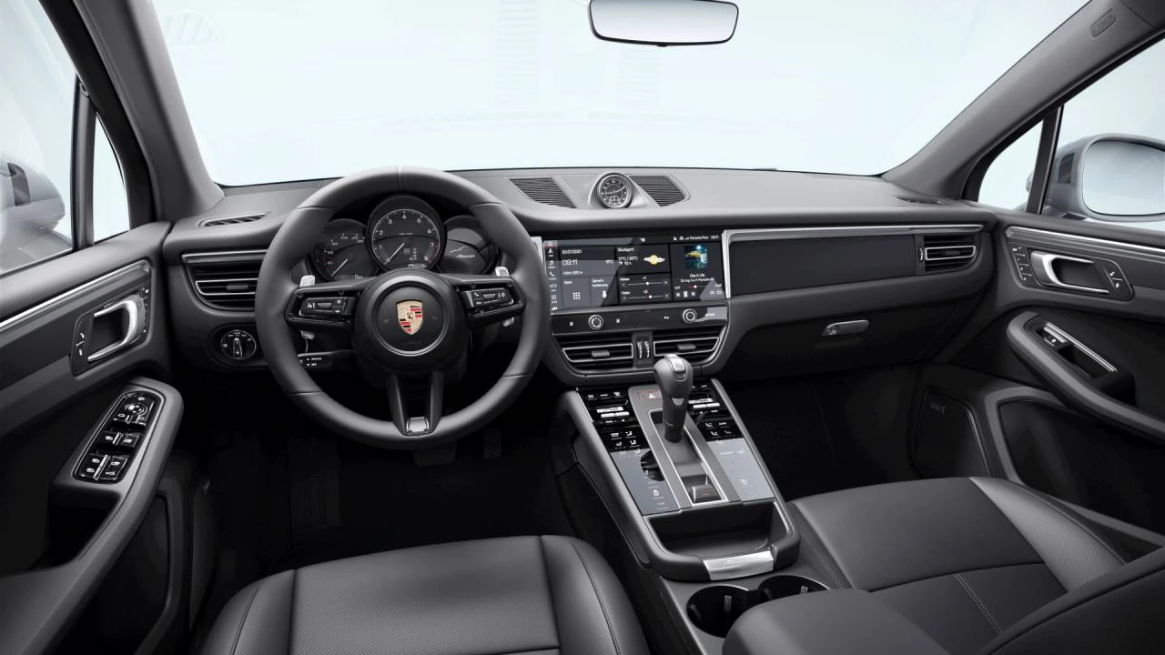 2026 Porsche Macan - Image 9 of 10