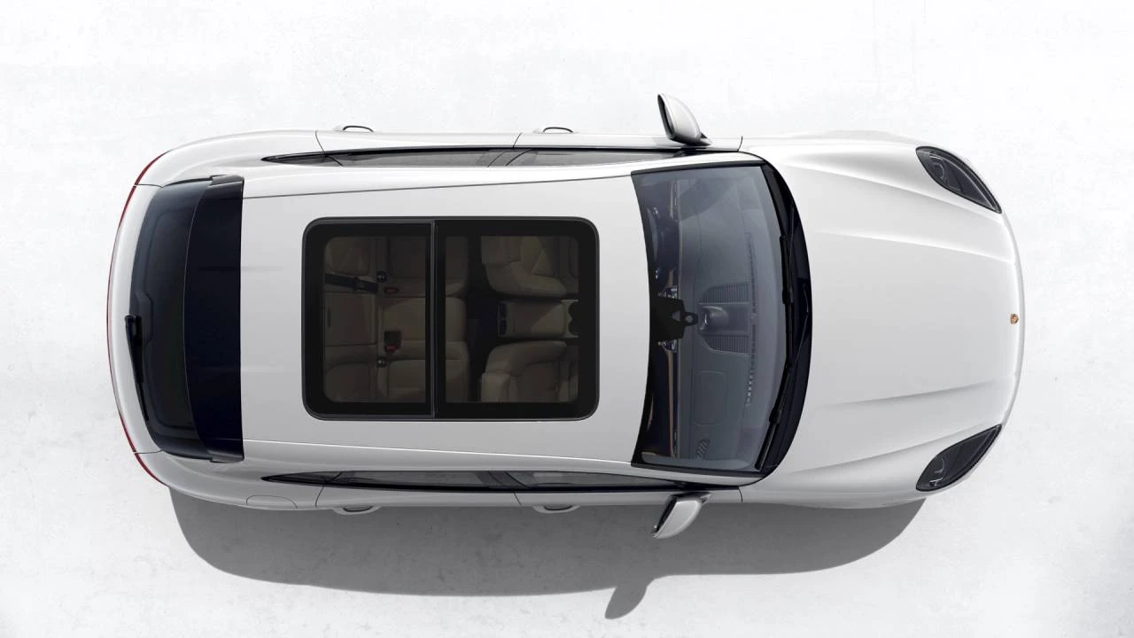 2026 Porsche Macan - Image 5 of 10