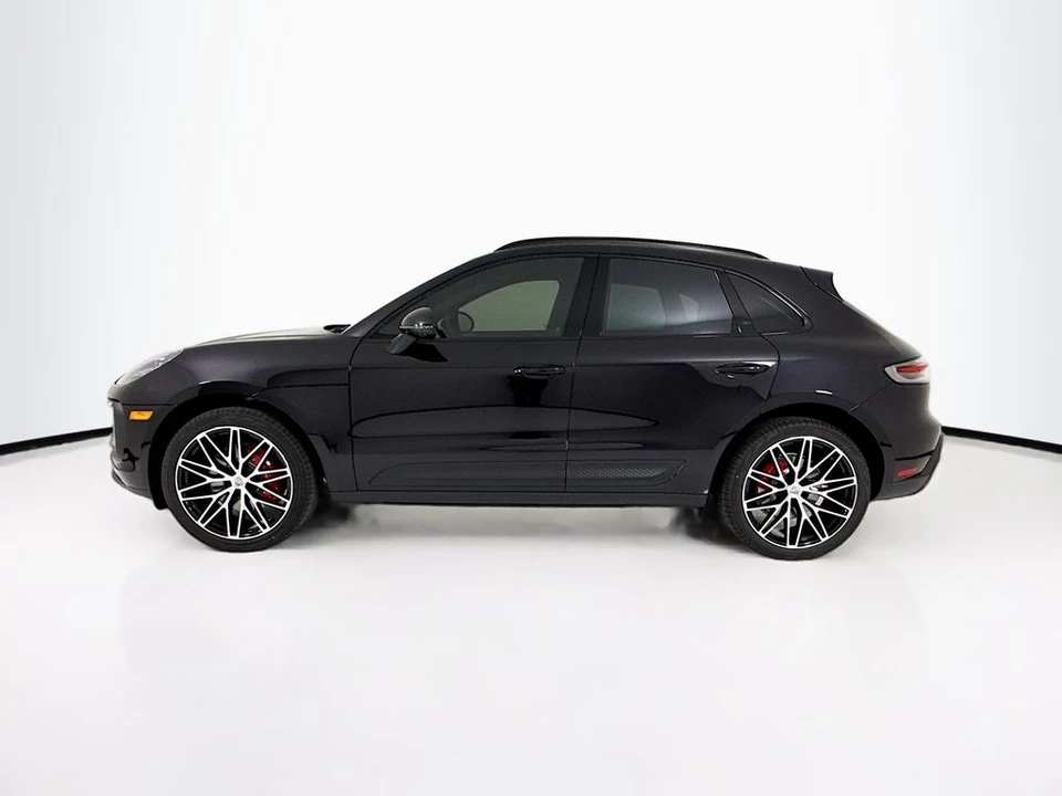 2026 Porsche Macan - Image 2 of 31