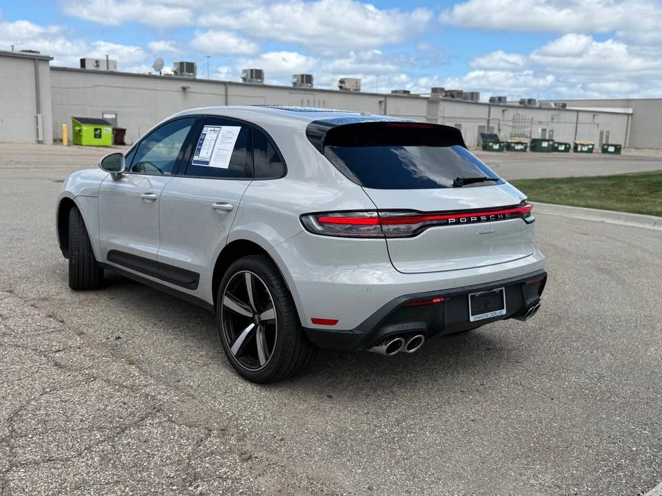 2026 Porsche Macan Electric - Image 4 of 15