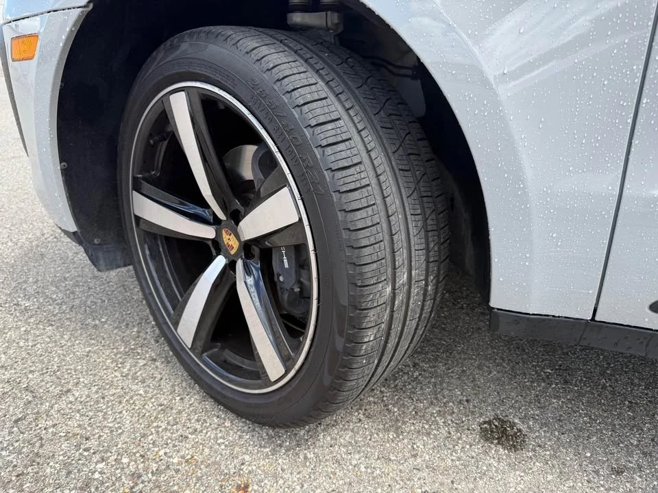 2026 Porsche Macan Electric - Image 15 of 15