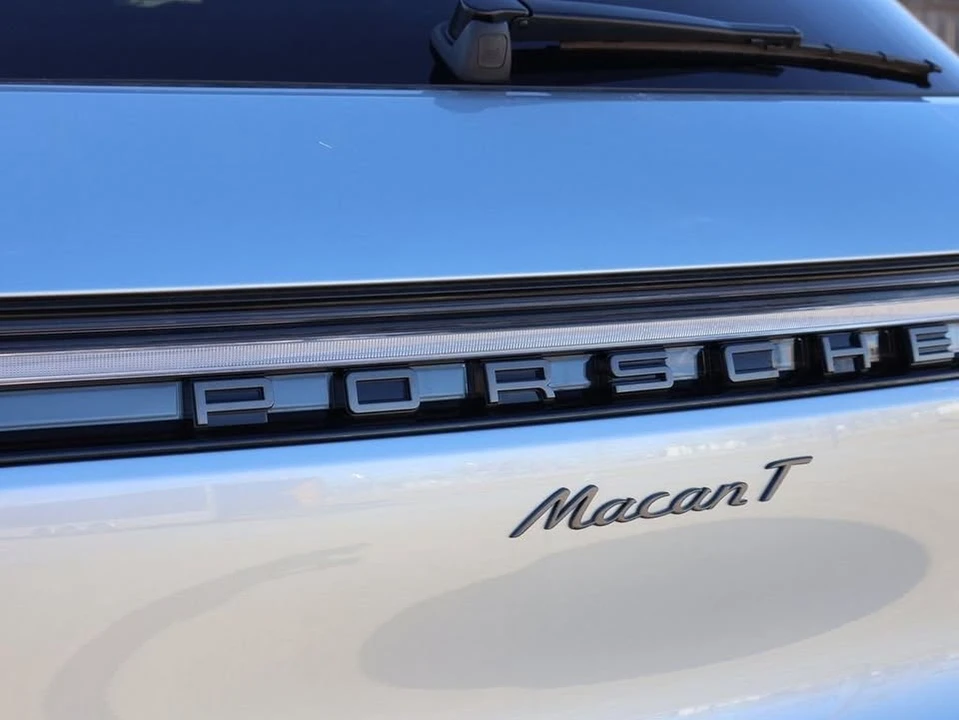 2026 Porsche Macan T - Image 6 of 20