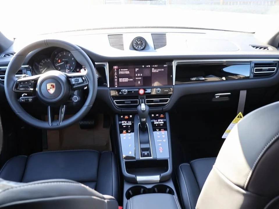 2026 Porsche Macan T - Image 20 of 20