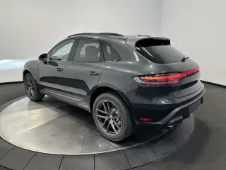 2026 Porsche Macan T - Image 3 of 4