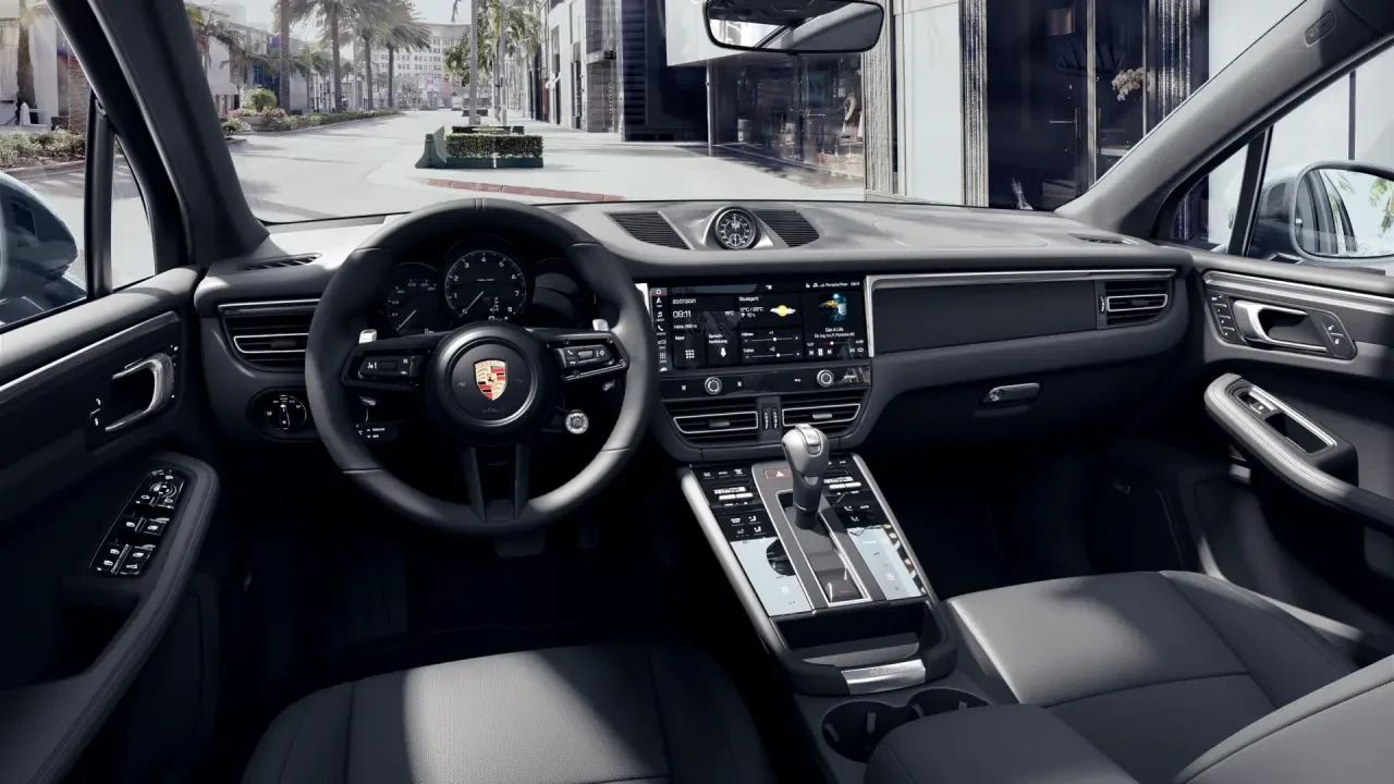 2026 Porsche Macan T - Image 4 of 12