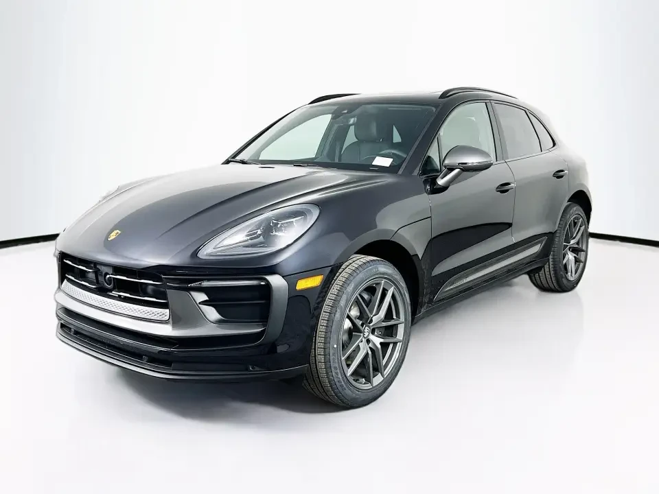 2026 Porsche Macan T - Image 11 of 12