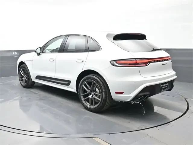 2026 Porsche Macan T - Image 3 of 6