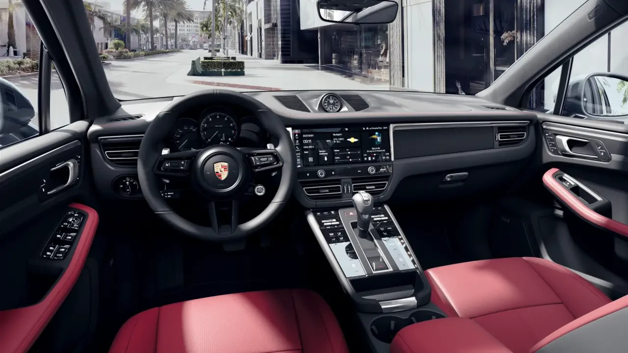 2026 Porsche Macan T - Image 4 of 12