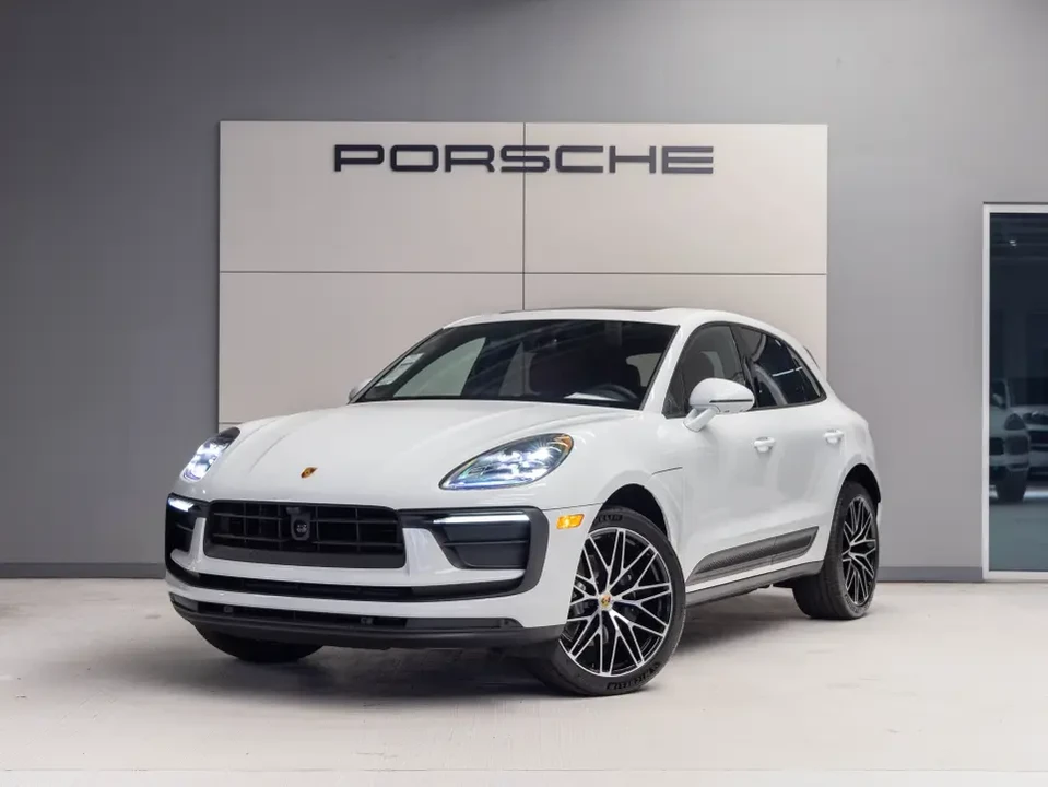2026 Porsche Macan T - Image 12 of 13
