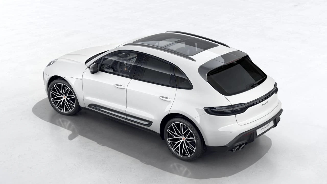 2026 Porsche Macan T - Image 4 of 10