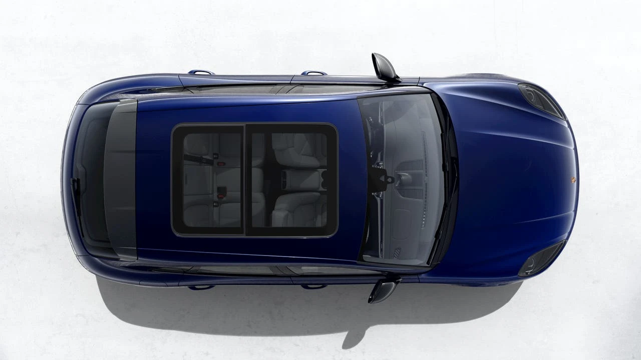 2026 Porsche Macan T - Image 5 of 10